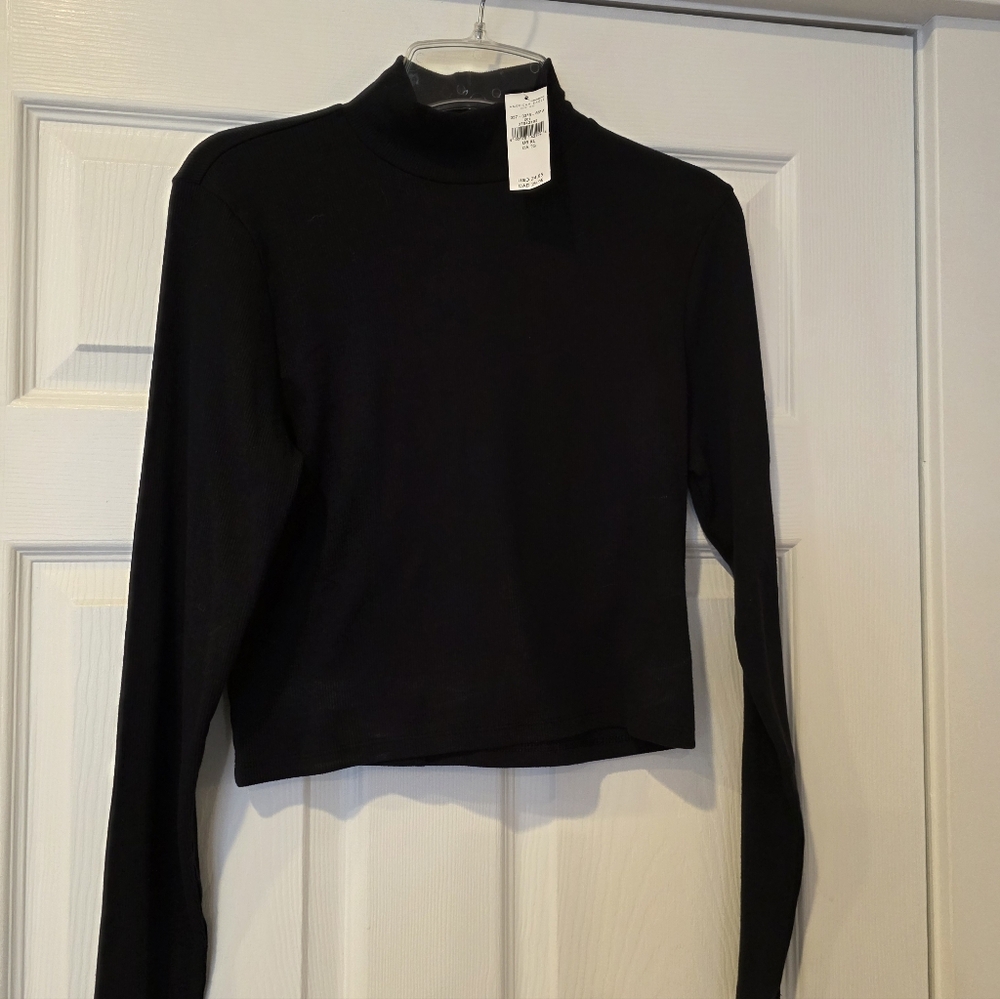 American Eagle Outfitters Black Long Sleeve Top Size XL Slim Cropped